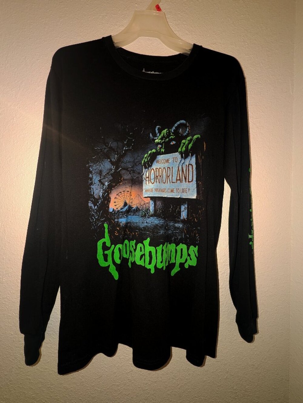 Black Goosebumps Long sleeve Unisex